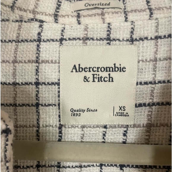 #1- ABERCROMBIE AND FITCH-oversized cotton blend shaket - Picture 2 of 4